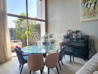 Semi-detached villa for sale