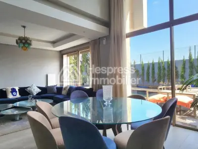Semi-detached villa for sale
