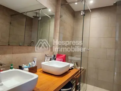 Semi-detached villa for sale