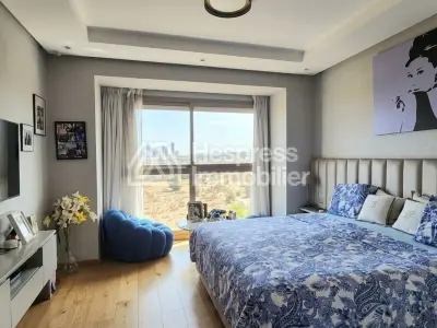 Semi-detached villa for sale