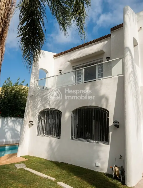 Location villa vide 6 chambre à Quartier Californie