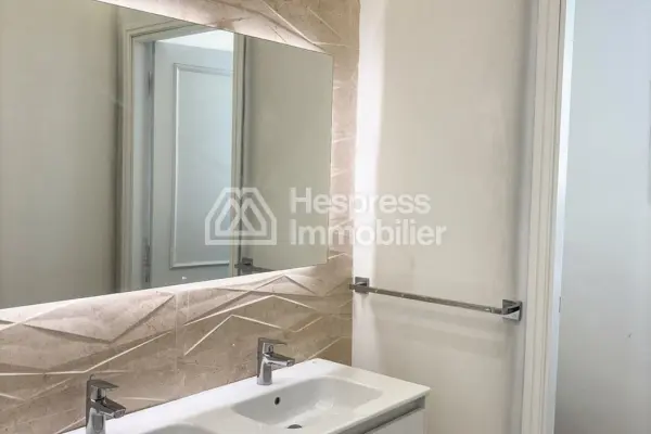 Location villa vide 6 chambre à Quartier Californie