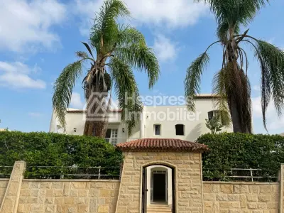 Location villa vide 6 chambre à Quartier Californie