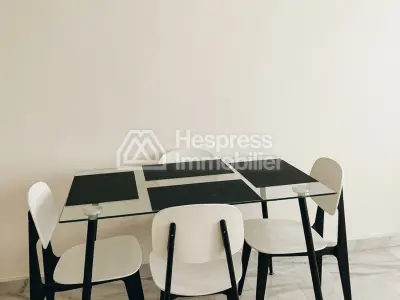 شقة للإيجار في بالمييه . غرفة نوم واحدة. مفروشة بالكامل.