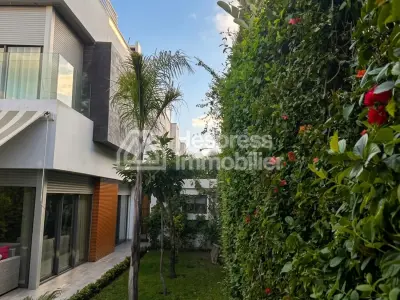 فيلا مفروشة جميلة للبيع في دار بوعزة