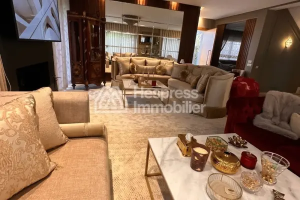 فيلا مفروشة جميلة للبيع في دار بوعزة
