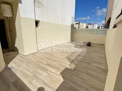 Unfurnished 2-bedroom apartment for rent in Neighborhood Maarif