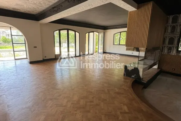 Luxurious villa for sale in Ain Diab