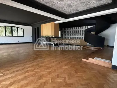 Luxurious villa for sale in Ain Diab