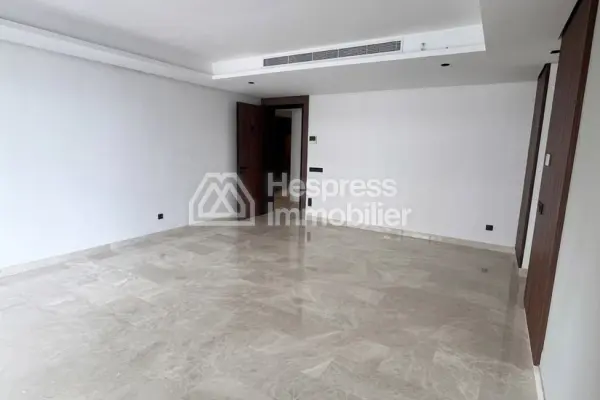 Bel appartement 3 Chambres à vendre à Casablanca Finance City. Grande terrasse