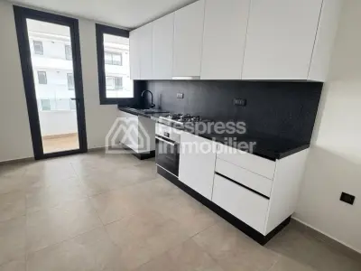 Bel appartement 3 Chambres à vendre à Casablanca Finance City. Grande terrasse