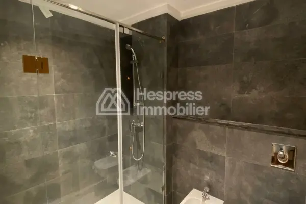 Appartement en location à Ferme Bretonne Hay Arraha. 3 chambres. Porte blindée et résidence sécurisée
