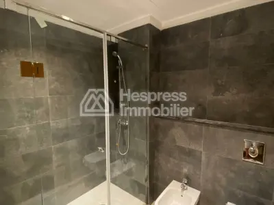 Appartement en location à Ferme Bretonne Hay Arraha. 3 chambres. Porte blindée et résidence sécurisée