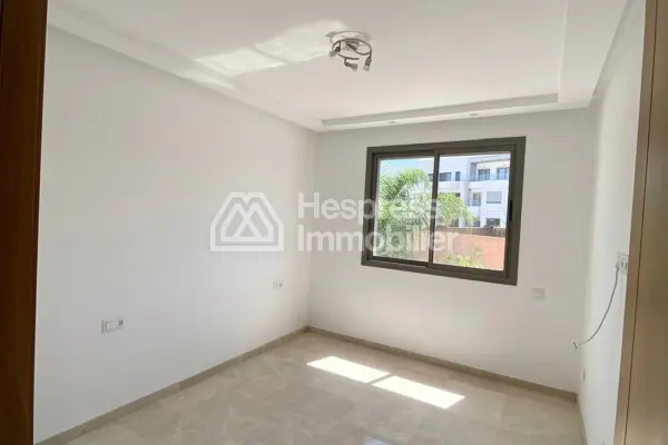 Appartement en location à Ferme Bretonne Hay Arraha. 3 chambres. Porte blindée et résidence sécurisée