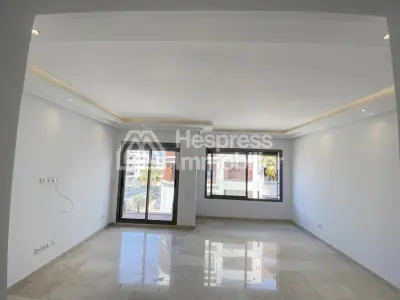 Appartement en location à Ferme Bretonne Hay Arraha. 3 chambres. Porte blindée et résidence sécurisée
