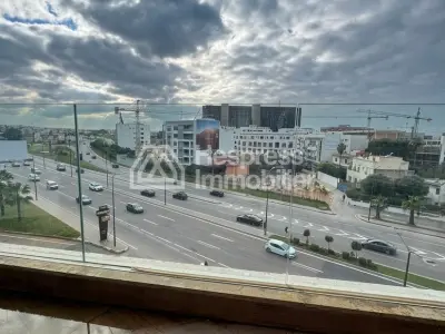Superb furnished apartment for rent in Oasis