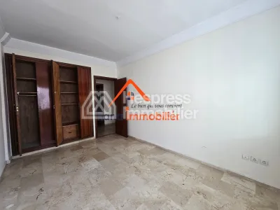 Appartement à louer, 100m² à Hay Riad