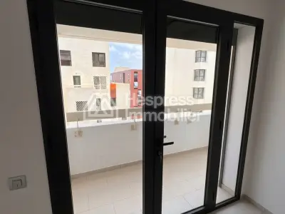 شقة جميلة غير مفروشة مكونة من 3 غرف نوم في مدينة كازا المالية