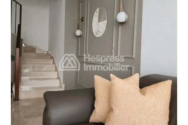 Beautifully furnished duplex for rent in Ville verte