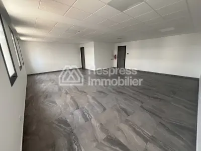 مكاتب جميلة للإيجار في الدار البيضاء المالية