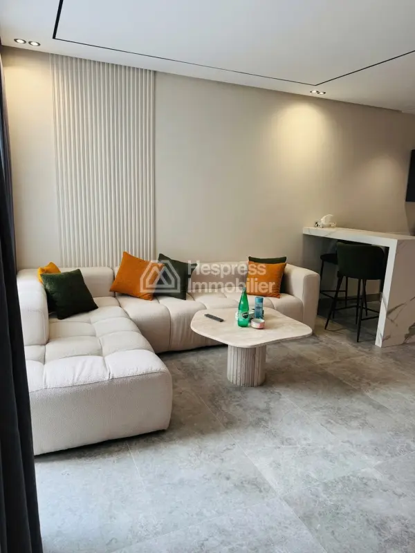 Beautiful furnished studio in the Beausejour district next to the CFC