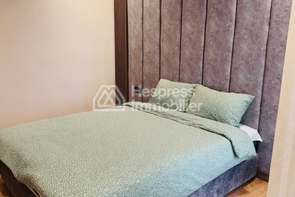 Beautiful furnished studio in the Beausejour district next to the CFC