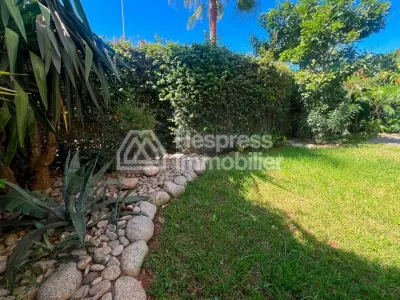 Bel appartement vide 3 chambres Rez de jardin