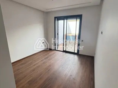 Très bel appartement vide 3 chambres à Quartier Oasis