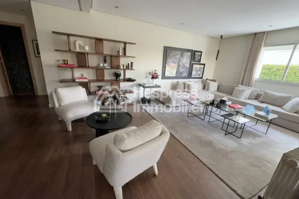 Très bel appartement vide 3 chambres à ville verte
