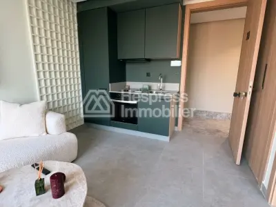 Bel Studio meuble à Quartier Oasis sans vis à vis