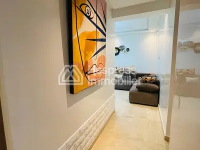 شقة جميلة للإيجار في بورغون الشرقية . غرفتا نوم. مفروشة بالكامل.