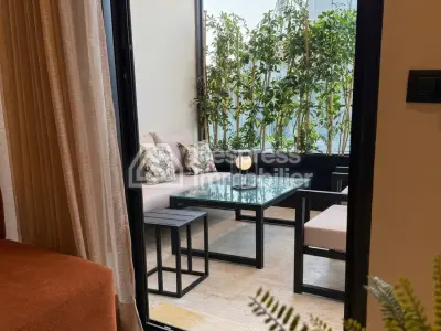Location studio meublé à avec terrasse à Bd Ziraoui