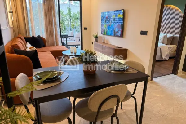 Furnished studio apartment with terrace for rent on Boulevard Ziraoui