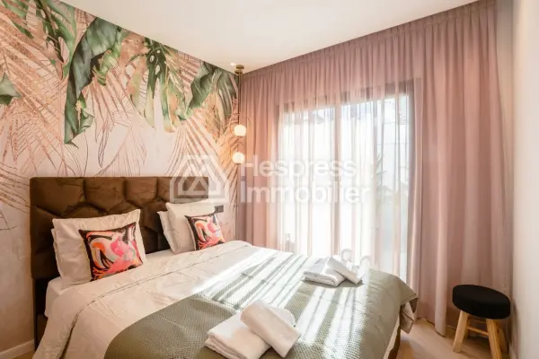 Beautiful furnished studio in Quartier Palmier with terrace