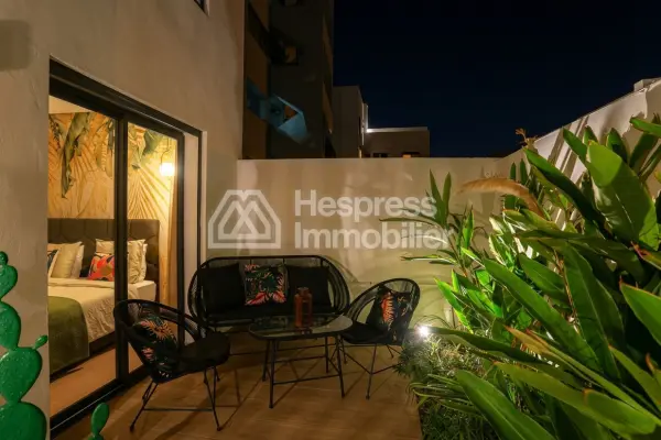 Beautiful furnished studio in Quartier Palmier with terrace