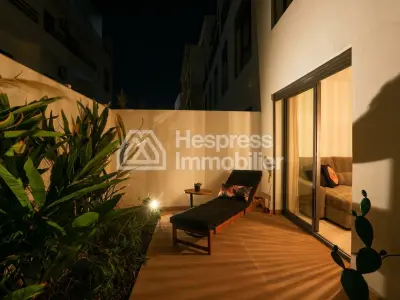 Bel Studio meuble à Quartier Palmier avec terrasse