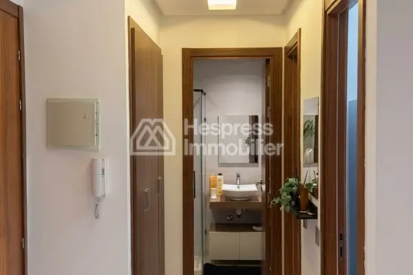 Beautiful furnished studio in Neighborhood Oasis