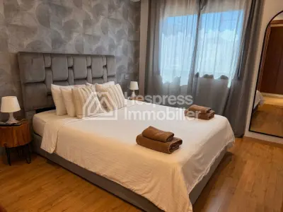Beautiful furnished studio in Neighborhood Oasis