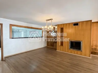 Superb unfurnished 4-bedroom apartment in Neighborhood Racine