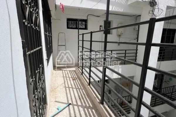 Superb unfurnished 4-bedroom apartment in Neighborhood Racine