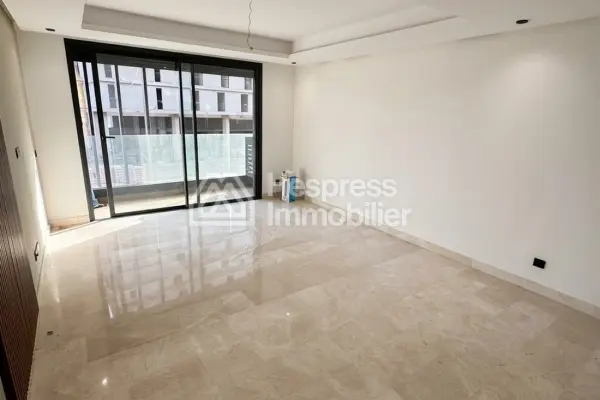 Appartement à louer à Casablanca Finance City. 2 chambres. Fenêtres avec double vitrage et porte blindée