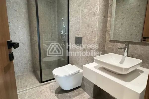 Apartment for rent at Casablanca Finance City . 2 bedrooms. Double-glazed windows and reinforced door.