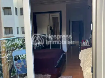 شقة فاخرة في شارع فاس طنجة