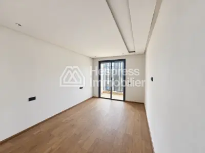 108m2 near CFC, gated residence with swimming pool