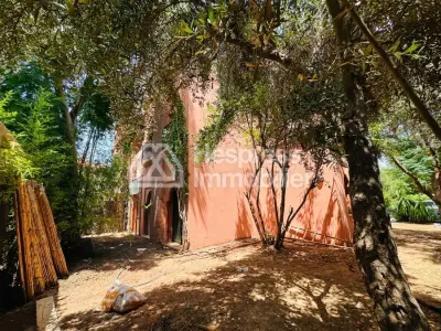 Superbe villa 4 chambres sur résidence piscine