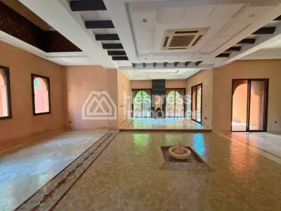 Superbe villa 4 chambres sur résidence piscine