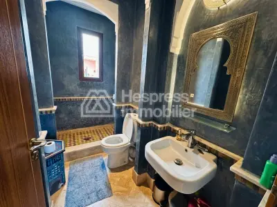 Superbe villa plain pied VNA 900m² avec piscine privée