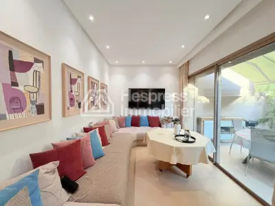 Superb 300m² villa – Targa district