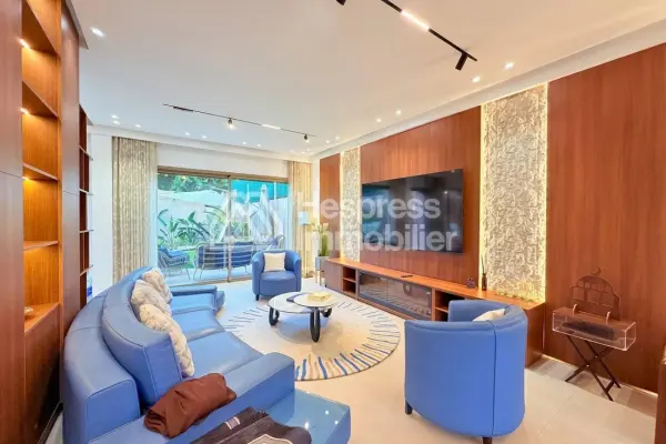 Superb 300m² villa – Targa district