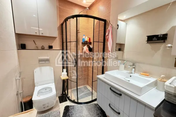 Superb 300m² villa – Targa district